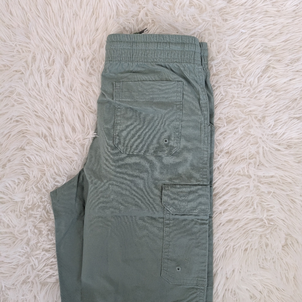 NEW Boy's Lands End Cargo Shorts Lily Pad Green 10-12 - Picture 3 of 4